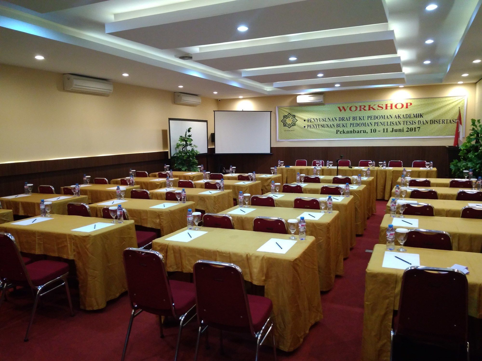 Hotel Parma Paus Pekanbaru Εξωτερικό φωτογραφία